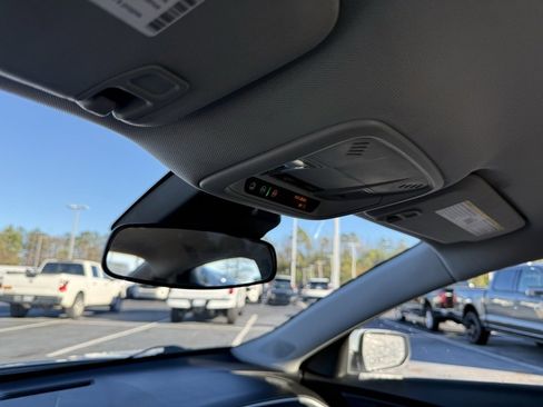 Used 2024 Chevrolet Malibu LT image 21