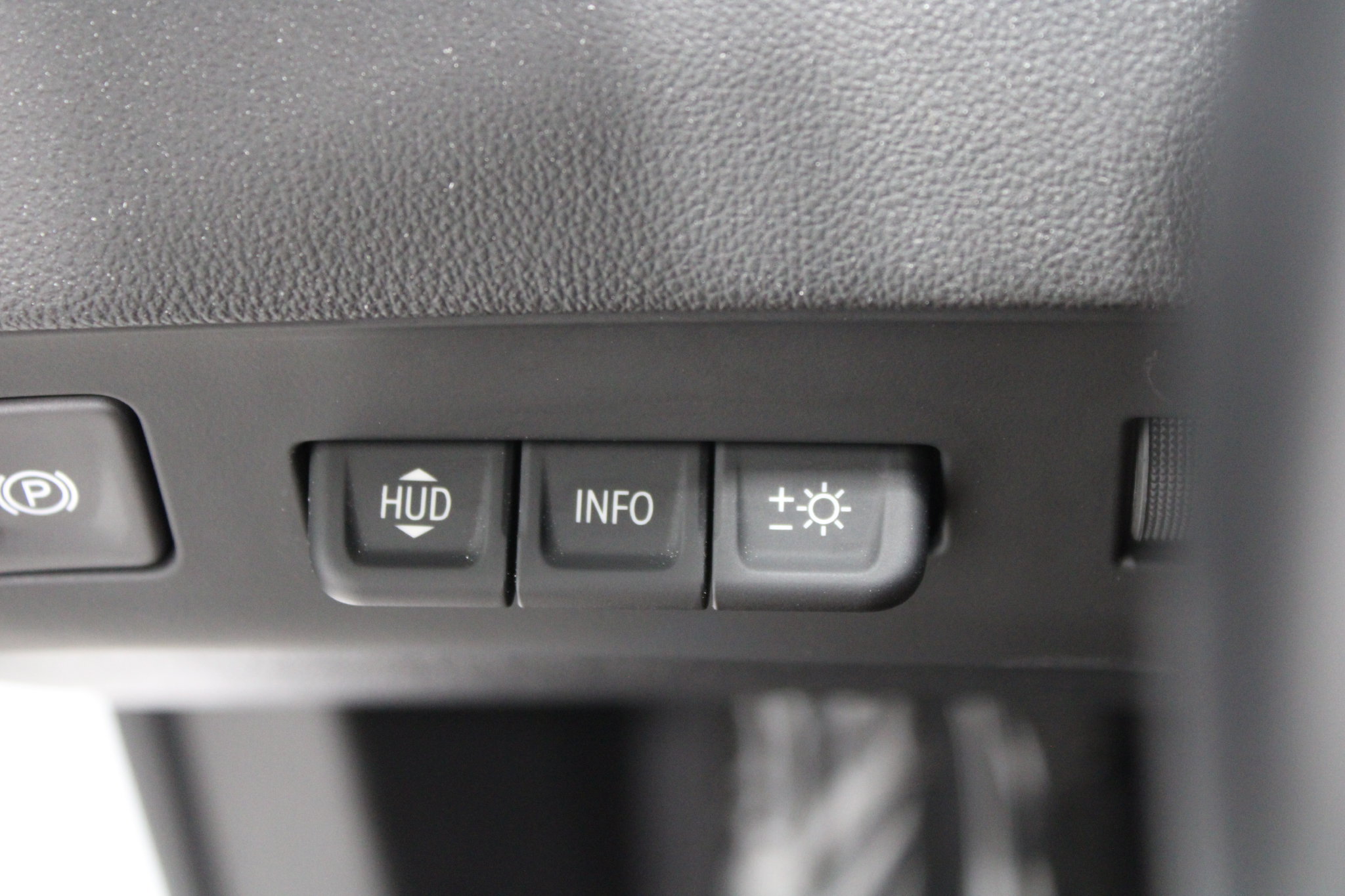 Used 2024 Buick Enclave Premium AWD/4WD image 46