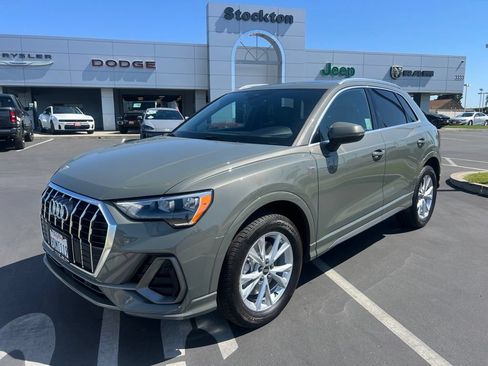 Used 2022 Audi Q3 2.0T Premium AWD/4WD image 5