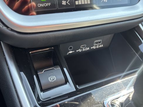 Certified 2023 Subaru Outback Limited XT AWD/4WD image 12