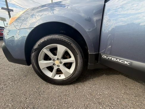 Used 2013 Subaru Outback 2.5i Premium w/ All-Weather Pkg AWD/4WD image 15