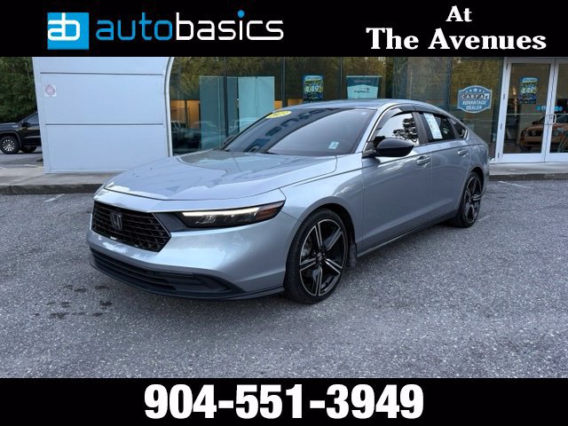 Used 2023 Honda Accord Sport image 2
