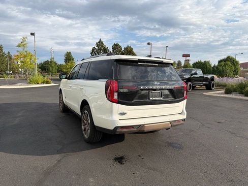 Used 2025 Ford Expedition King Ranch AWD/4WD image 3