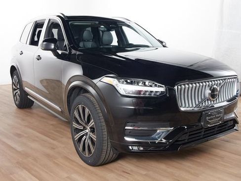 Certified 2023 Volvo XC90 B6 Plus AWD/4WD image 3