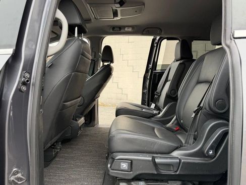 Used 2023 Honda Odyssey Touring image 21