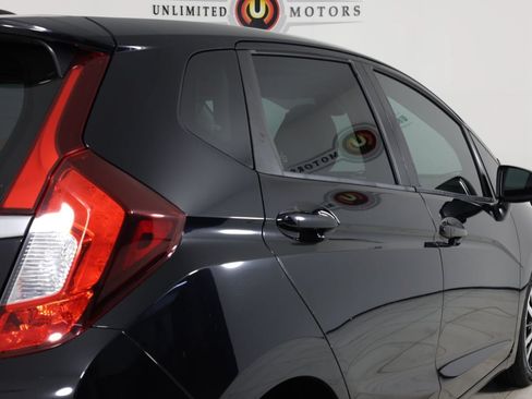 Used 2018 Honda Fit EX-L image 41