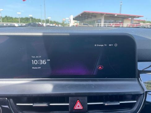 Used 2024 Kia Seltos S FWD image 23