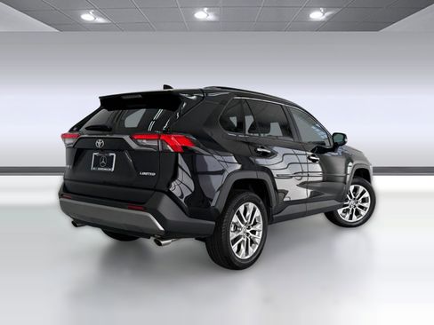 Used 2025 Toyota RAV4 Limited w/ Advanced Technology Package FWD image 8