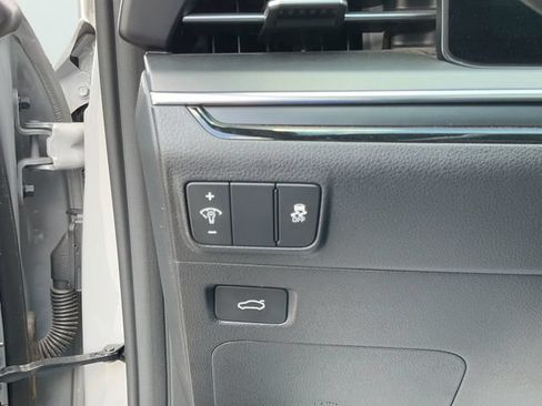 Used 2025 Kia K5 GT FWD image 18