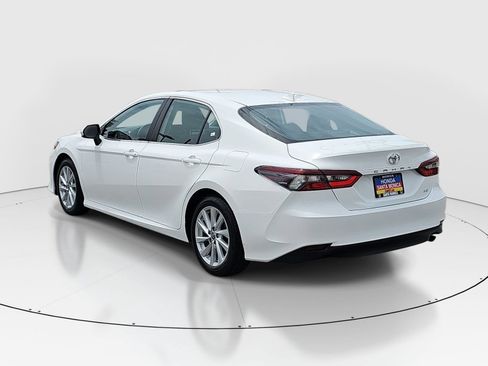 Used 2023 Toyota Camry LE FWD image 7