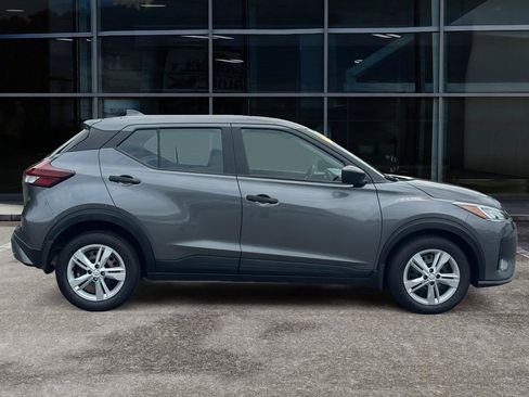 Used 2024 Nissan Kicks S FWD image 4
