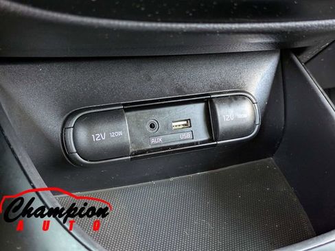 Used 2017 Kia Soul w/ Convenience Package image 24
