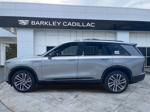 New 2026 Cadillac Vistiq Sport image 4