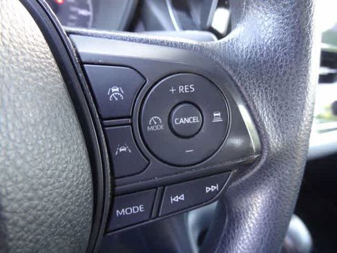 Used 2023 Toyota Corolla LE FWD image 16