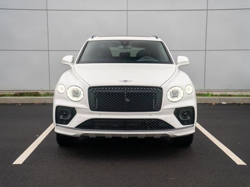 Used 2022 Bentley Bentayga image 6