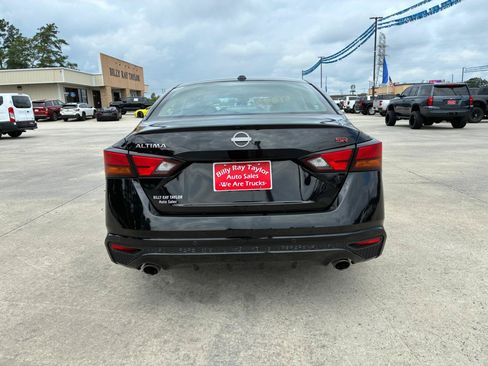 Used 2023 Nissan Altima 2.5 SR FWD image 6