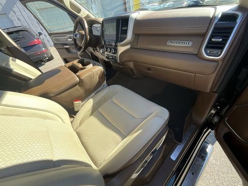 Used 2019 RAM 1500 Laramie image 33