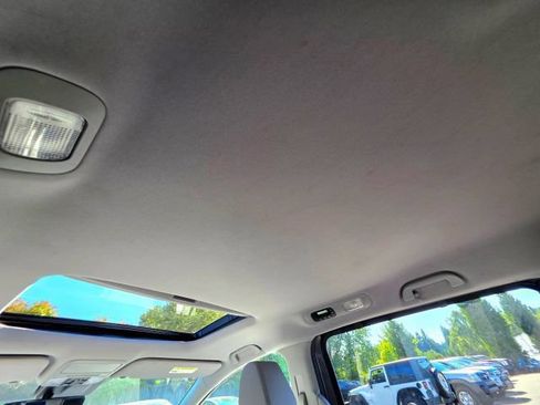 Used 2019 Honda Odyssey EX-L image 34