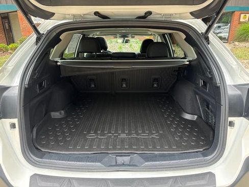 Used 2021 Subaru Outback Limited w/ Popular Package #2 AWD/4WD image 23