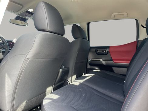 Used 2023 Toyota Tacoma SR5 RWD image 17
