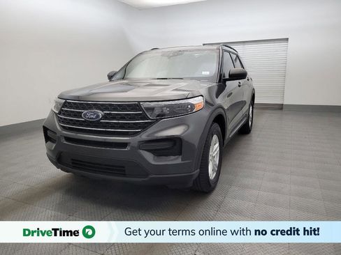 Used 2020 Ford Explorer XLT RWD image 1