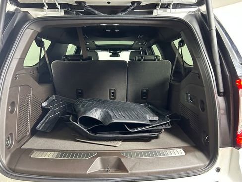 Used 2023 GMC Yukon XL Denali image 27