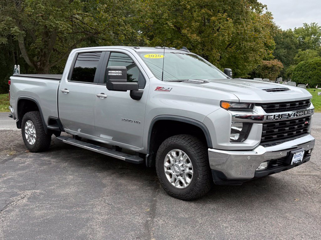 Used 2020 Chevrolet Silverado 3500 LT w/ All Star Edition AWD/4WD image 3