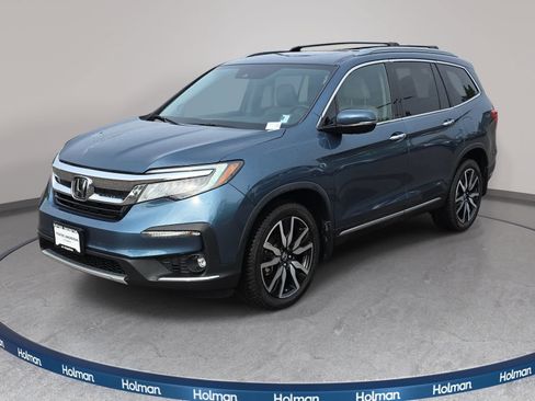 Used 2019 Honda Pilot Touring image 1