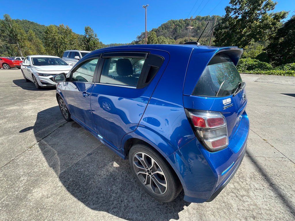 Used 2018 Chevrolet Sonic LT FWD image 7