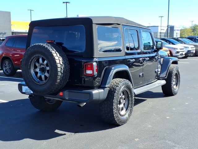 Used 2018 Jeep Wrangler Unlimited Sahara AWD/4WD image 25
