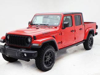 Used 2025 Jeep Gladiator Willys video 2