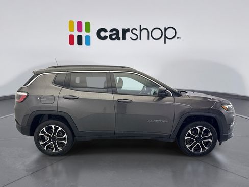 Used 2023 Jeep Compass Limited w/ Sun and Sound Group AWD/4WD image 6