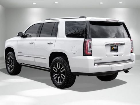 Used 2018 GMC Yukon Denali w/ Denali Ultimate Package image 9