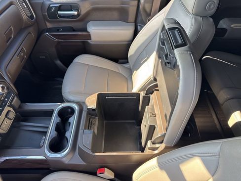 Used 2021 GMC Sierra 3500 SLT w/ SLT Preferred Package image 50