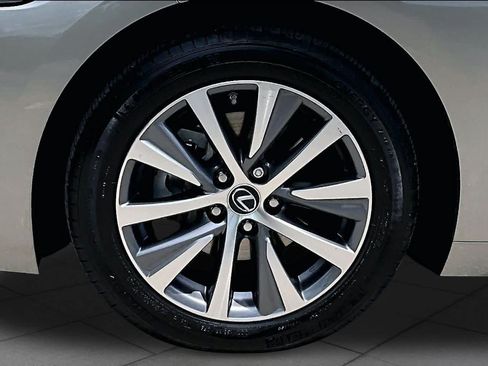 Used 2021 Lexus ES 350 w/ Premium Package FWD image 11