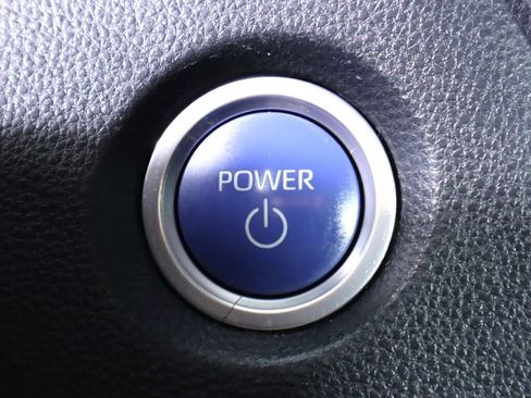 Used 2021 Toyota Corolla LE FWD image 23