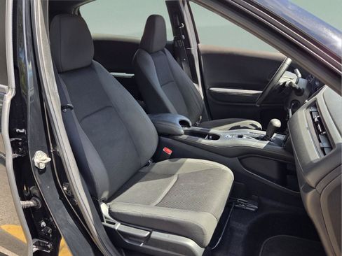 Used 2019 Honda HR-V Sport image 19