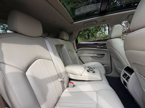 Used 2015 Cadillac SRX Luxury w/ Driver Awareness Package FWD image 37