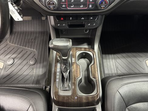Used 2016 GMC Canyon SLT AWD/4WD image 19