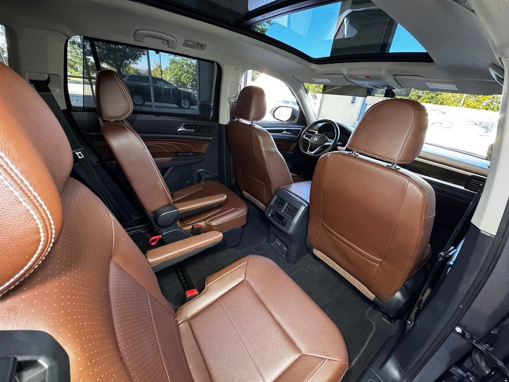 Used 2022 Volkswagen Atlas SE AWD/4WD image 47