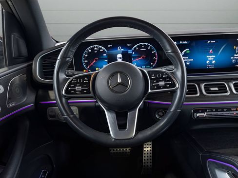Used 2023 Mercedes-Benz GLS 450 4MATIC image 29
