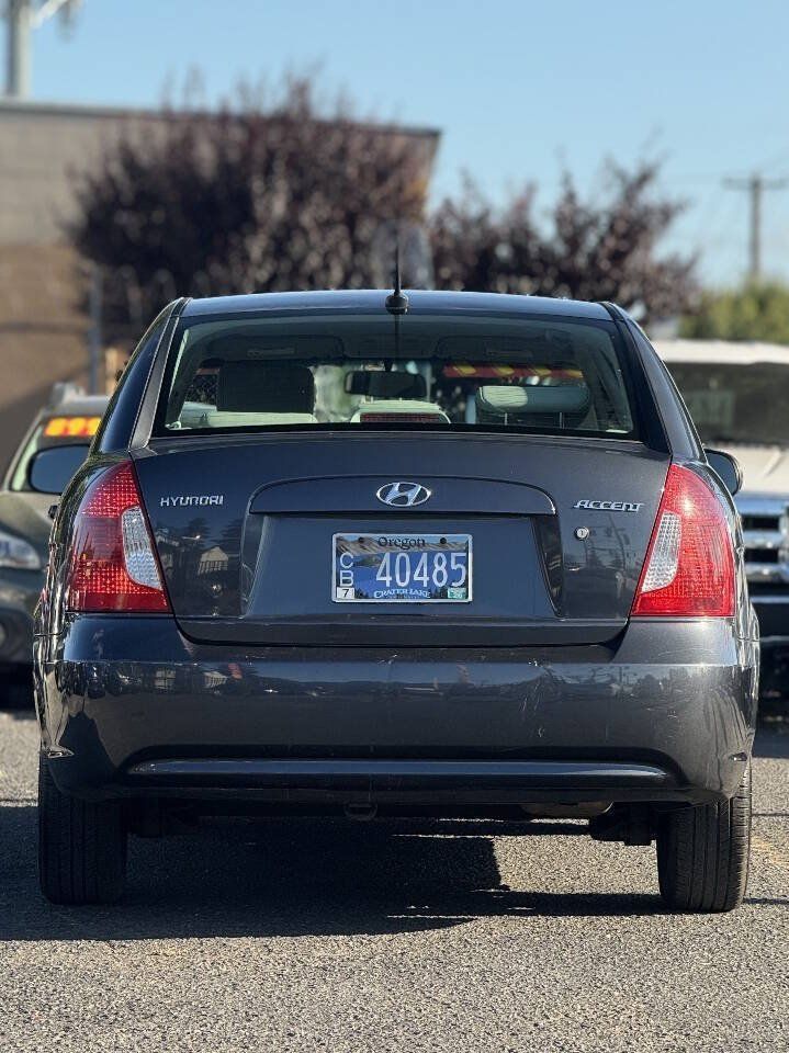 Used 2011 Hyundai Accent GLS FWD image 5