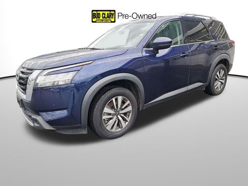 Used 2023 Nissan Pathfinder SL image 1