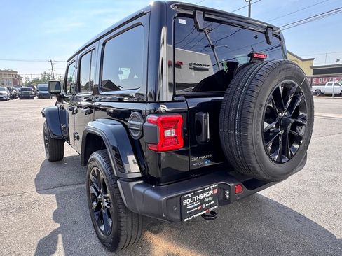 Certified 2025 Jeep Wrangler Unlimited Sahara w/ Safety Group AWD/4WD image 5