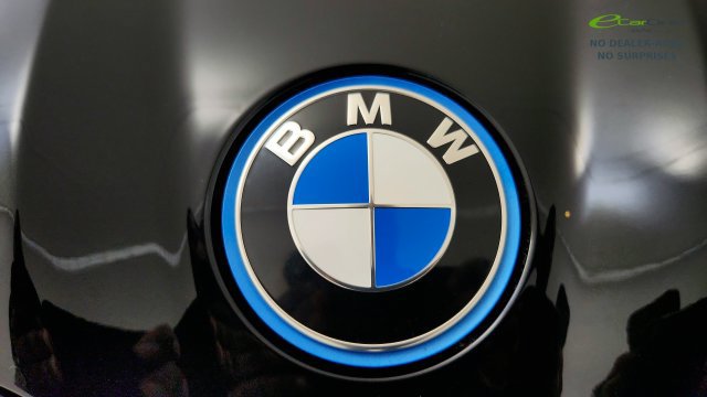 Used 2024 BMW iX xDrive50 w/ Sport Package AWD/4WD image 34