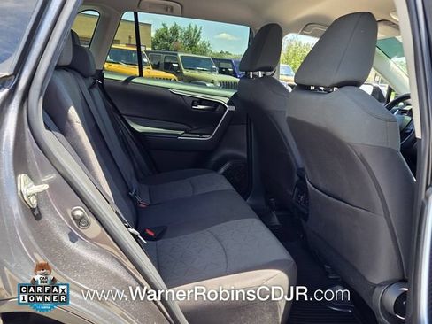 Used 2023 Toyota RAV4 XLE FWD image 17