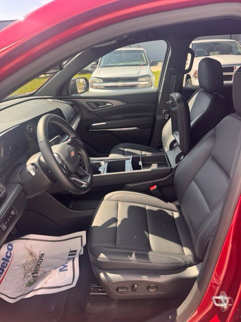 Certified 2026 Chevrolet Traverse LT AWD/4WD image 18