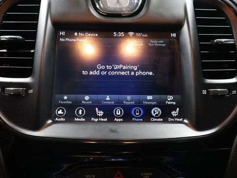 Used 2019 Chrysler 300 S image 26