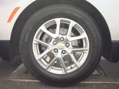 Used 2022 Chevrolet Equinox LT FWD image 6