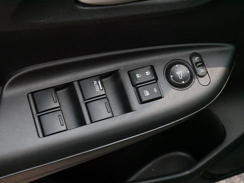 Used 2015 Honda Fit LX image 19